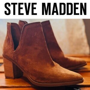 Steve Madden Havannah Chestnut Suede Ankle Boots